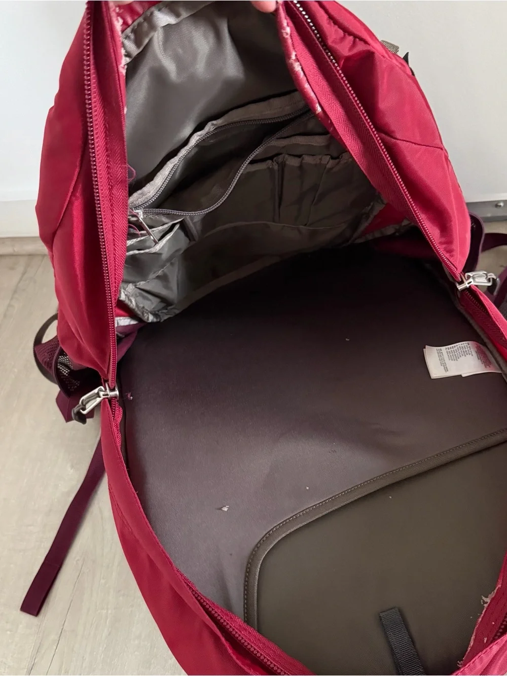 The North Face Big Shot II Red Backpack Hiking Travel School 32L